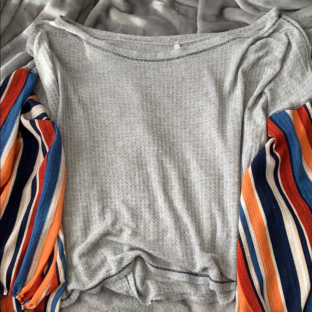 Loose Gray Shirt With Balloon Sleeve